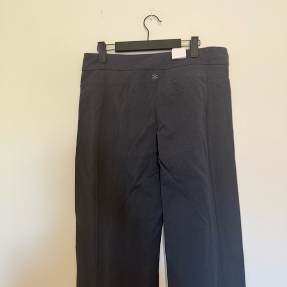 Old Navy | Charcoal Gray Yoga Pants - Picture 5 of 7